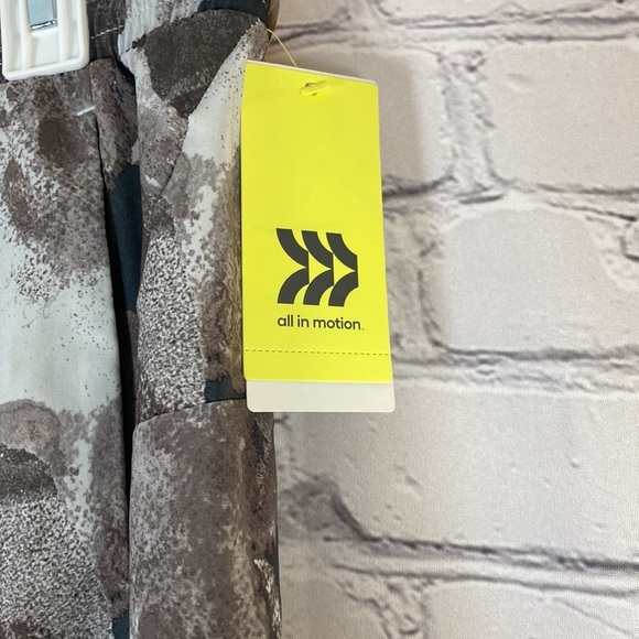 All In Motion Athletic Running Gym Shorts size Large - Picture 3 of 7